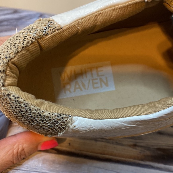 White Raven Rowan White/Gold/Snake Star Sneaker - Picture 12 of 12